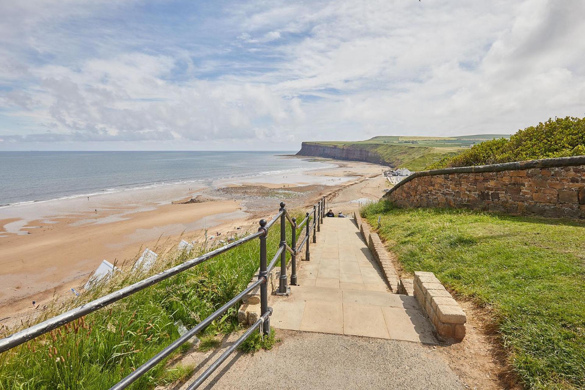 Captain'S Deck Beach Balcony Perfectlysaltburn Exterior photo